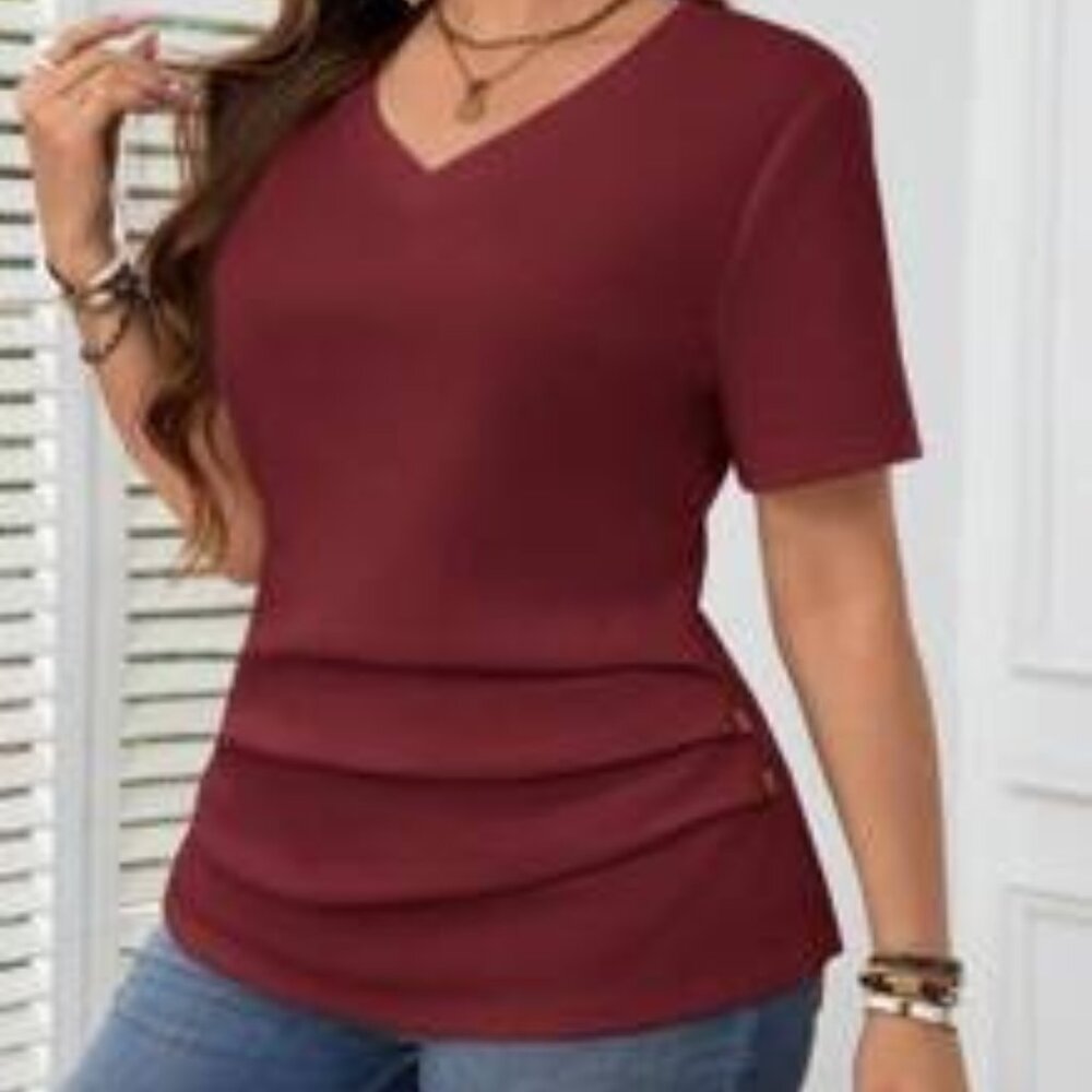 NWT EMERY ROSE Plus Size V-Neck Burgandy (Size 1X)